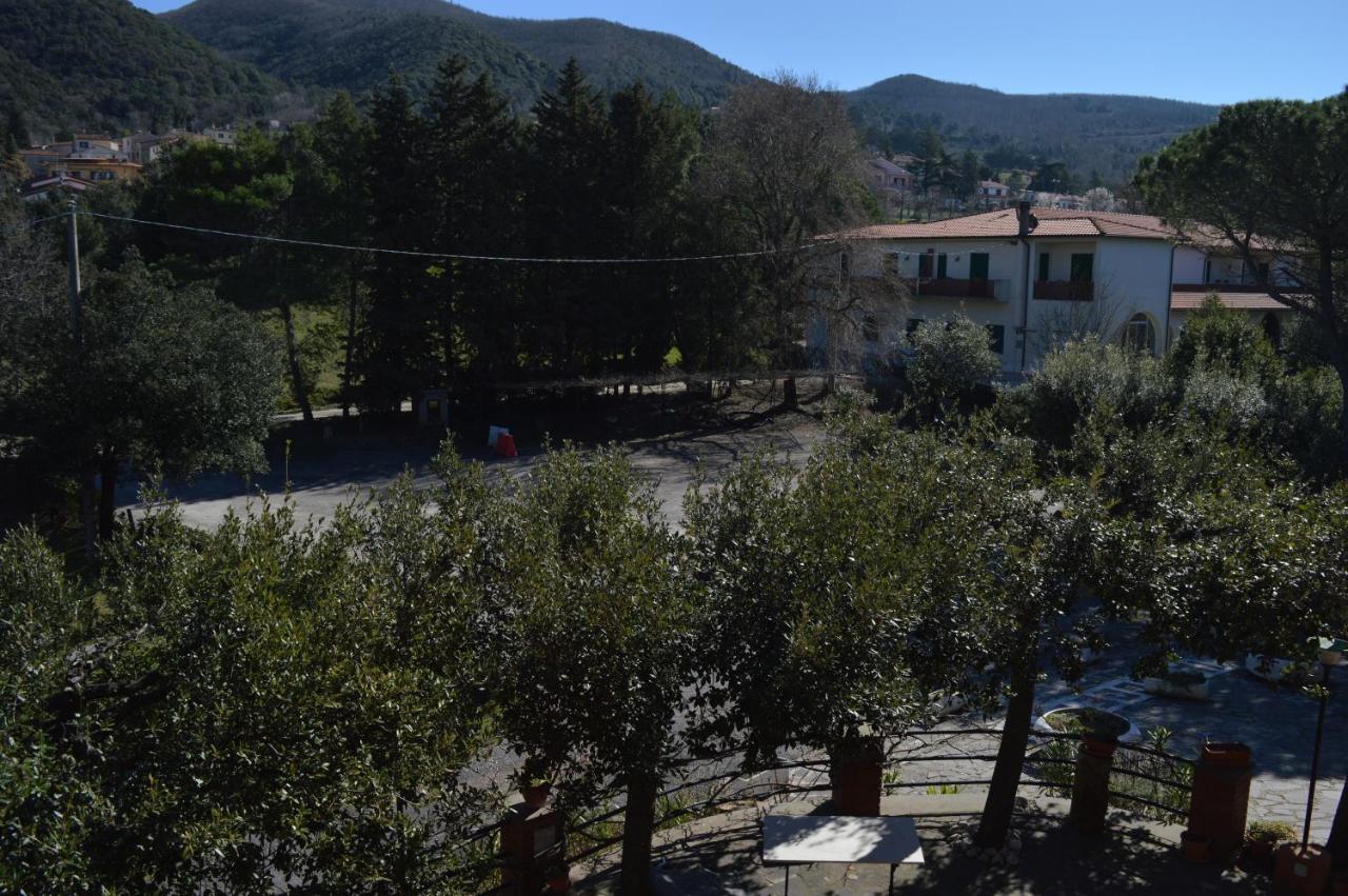 Hotel Il Poggetto Castellina Marittima Ngoại thất bức ảnh