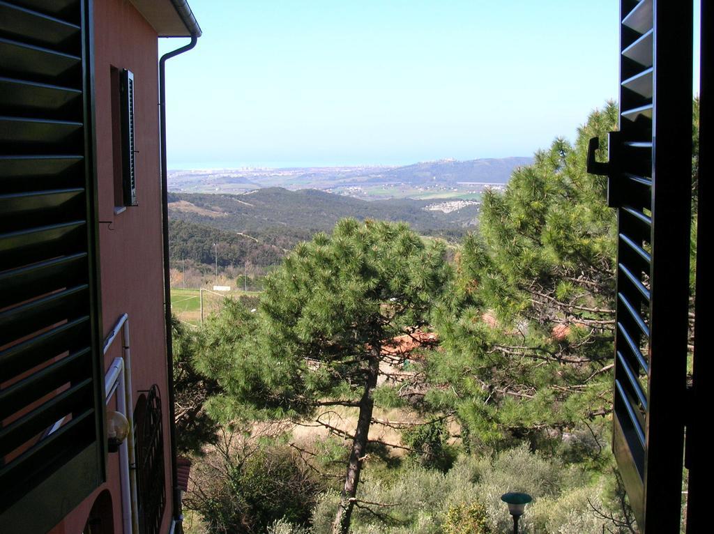 Hotel Il Poggetto Castellina Marittima Ngoại thất bức ảnh