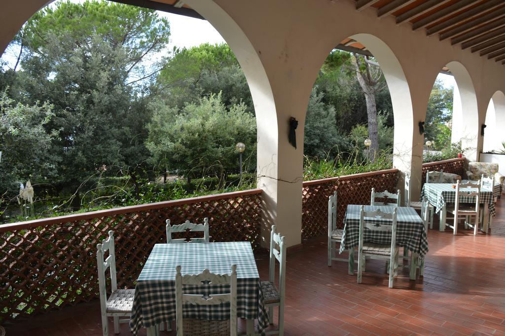 Hotel Il Poggetto Castellina Marittima Ngoại thất bức ảnh