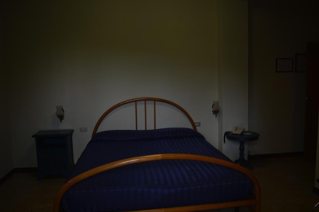 Hotel Il Poggetto Castellina Marittima Ngoại thất bức ảnh