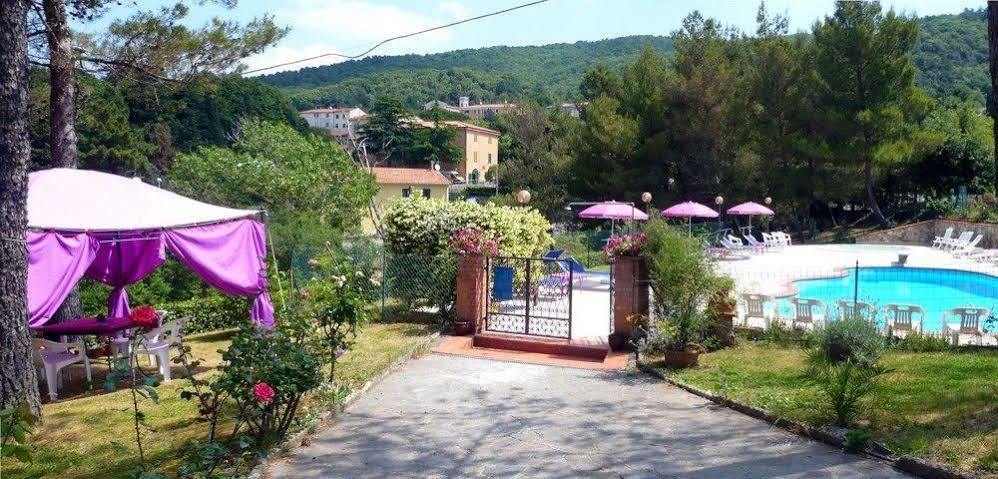 Hotel Il Poggetto Castellina Marittima Ngoại thất bức ảnh